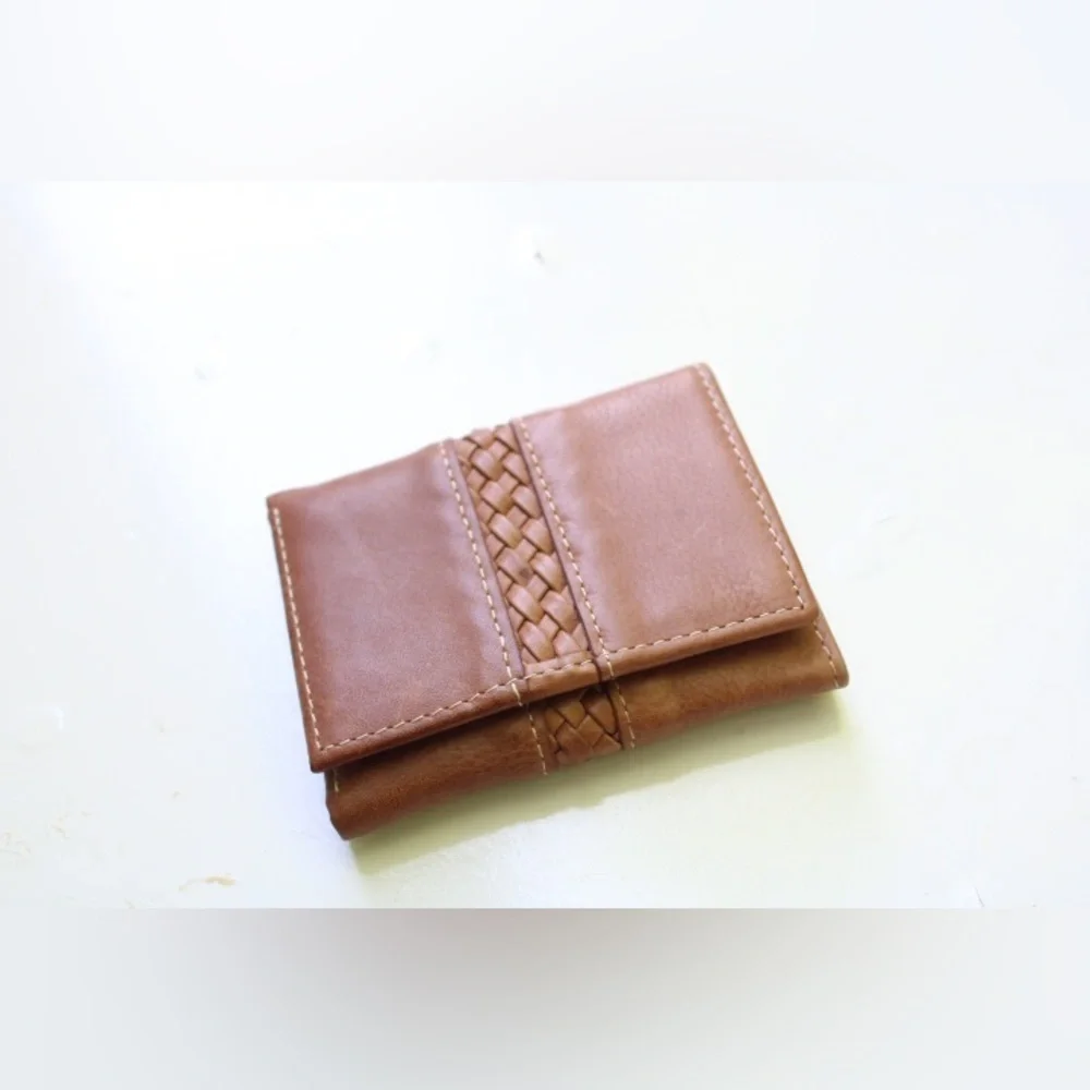 NWOT Tommy Bahama wallet